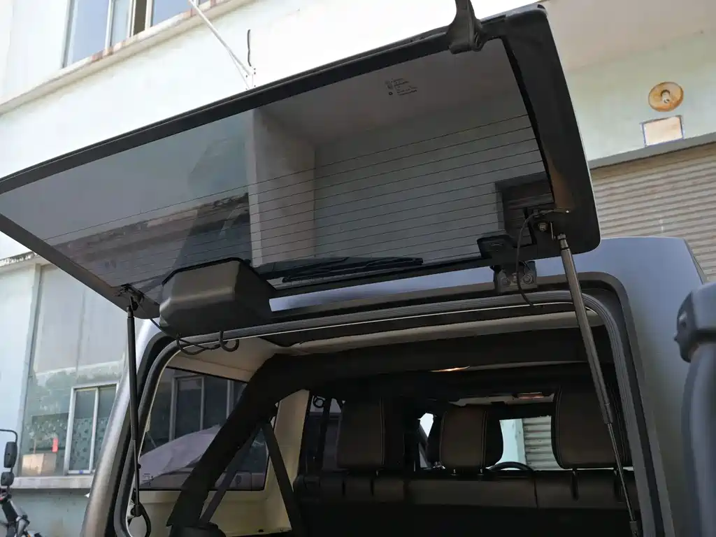Jeep Wrangler — миниатюра 9