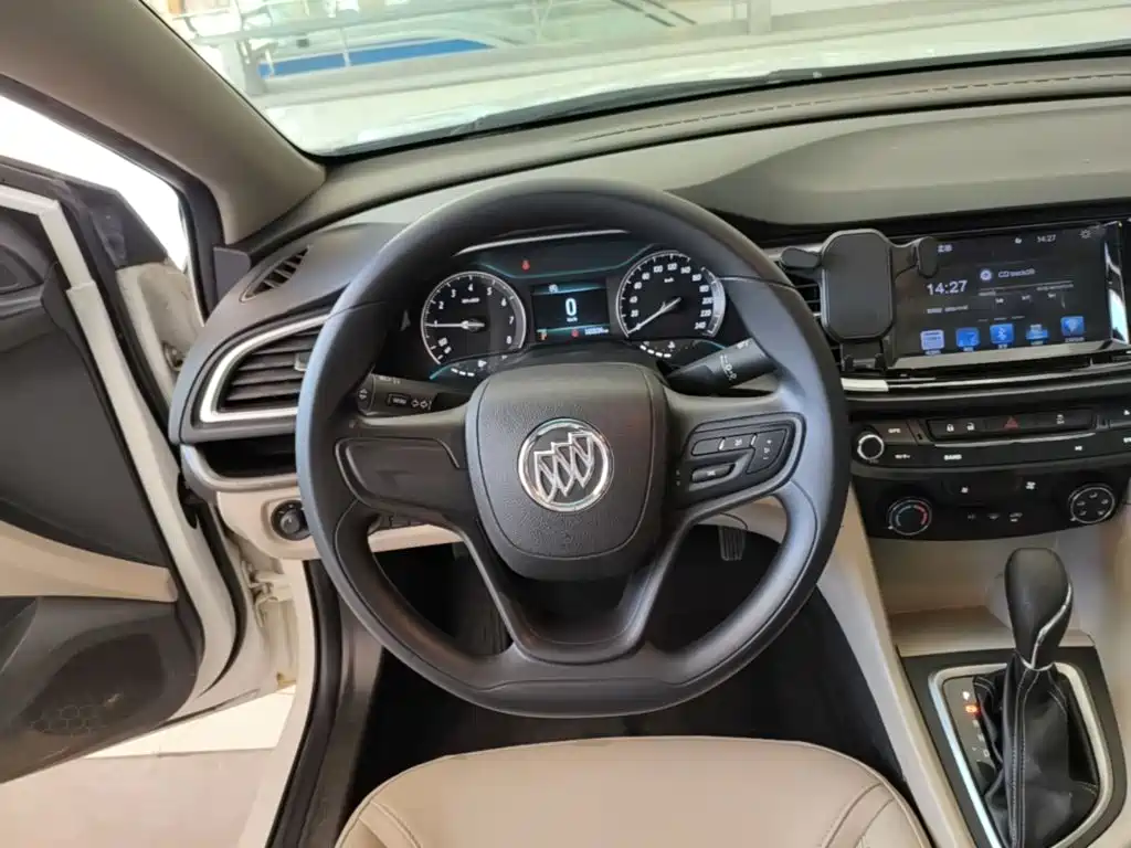 Buick Excelle — миниатюра 11