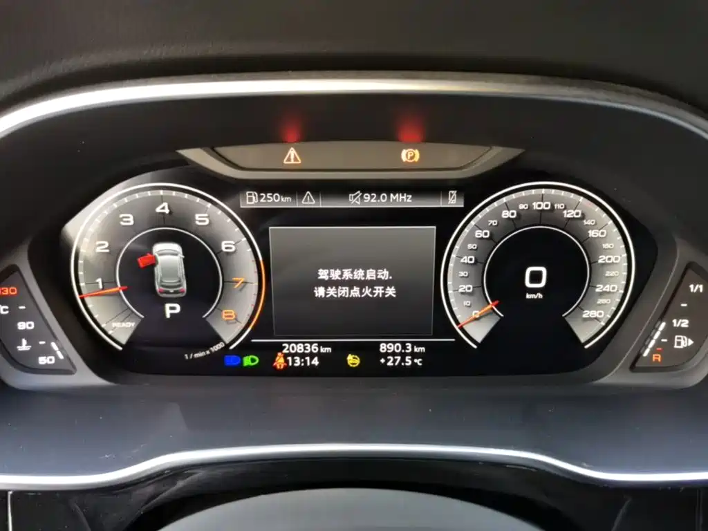 Audi Q3 — миниатюра 12