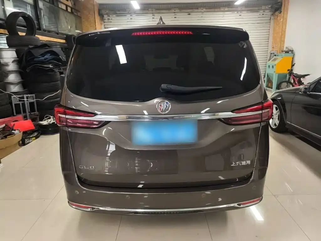 Buick GL8 — миниатюра 6