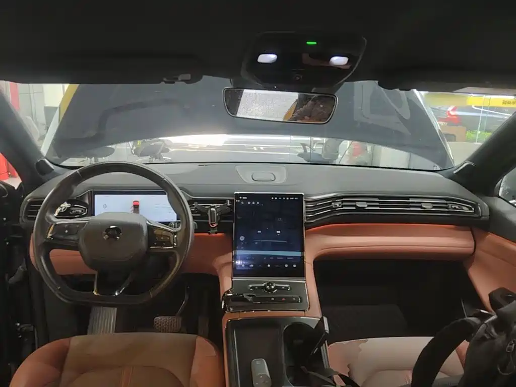 NIO EC6 — миниатюра 10