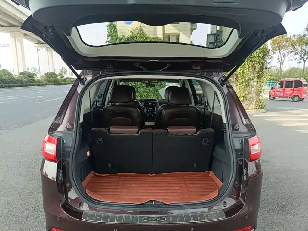 Haima Familia MPV — миниатюра 19