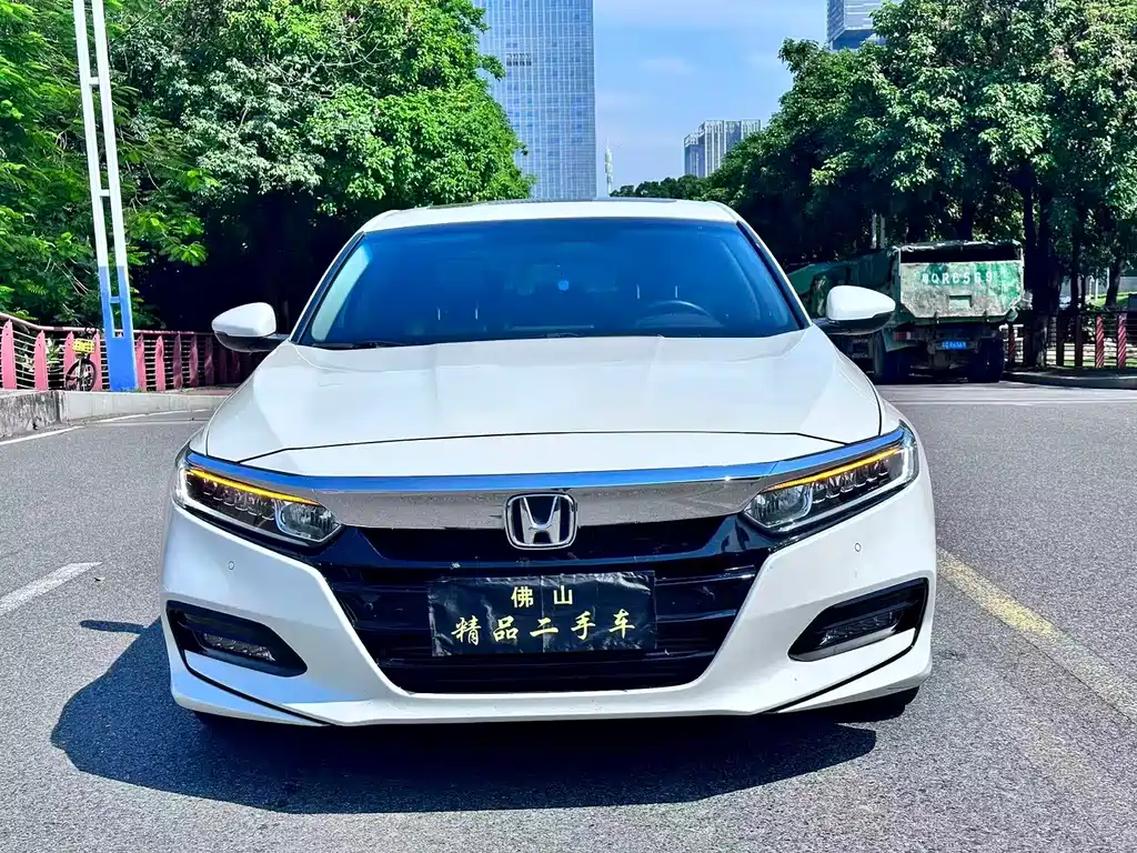 Honda Accord — миниатюра 2