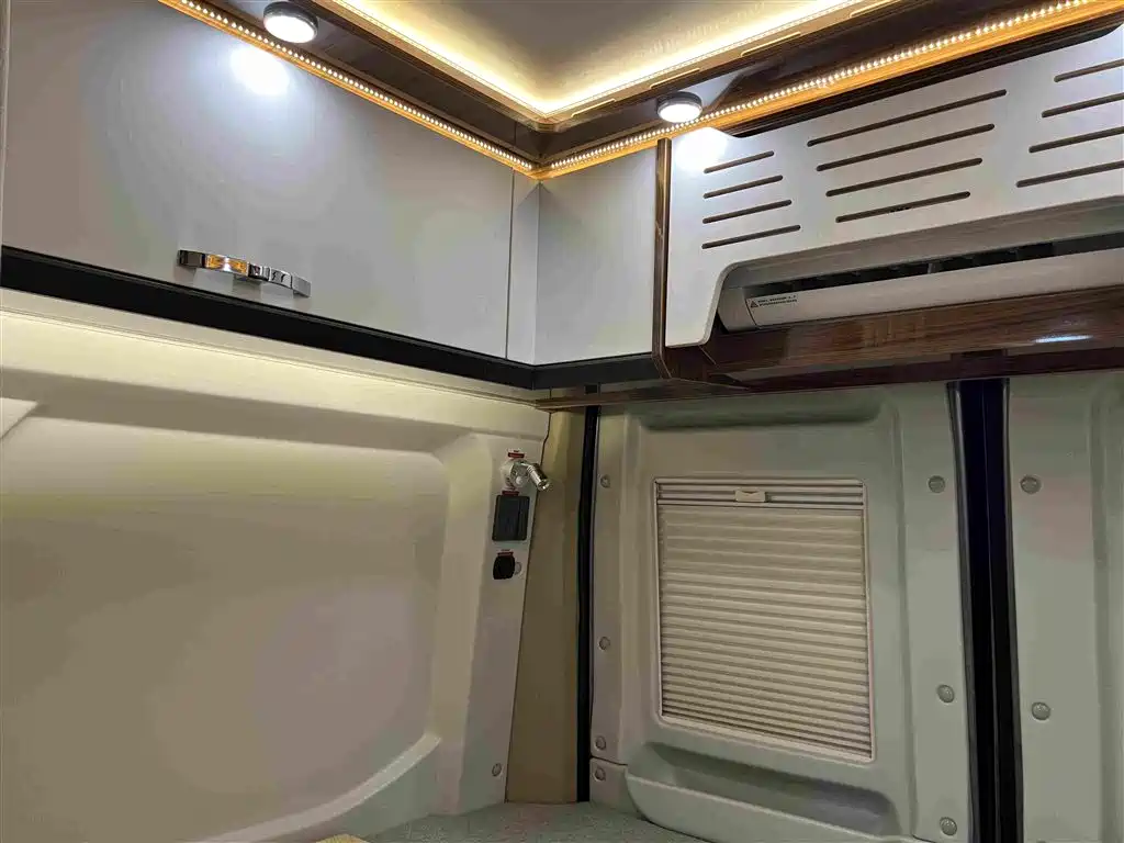 MAXUS V90 RV — миниатюра 22