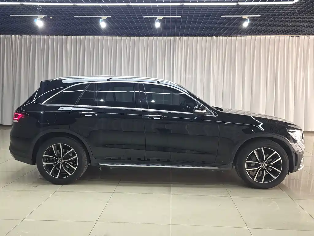 Mercedes-Benz GLC — миниатюра 8