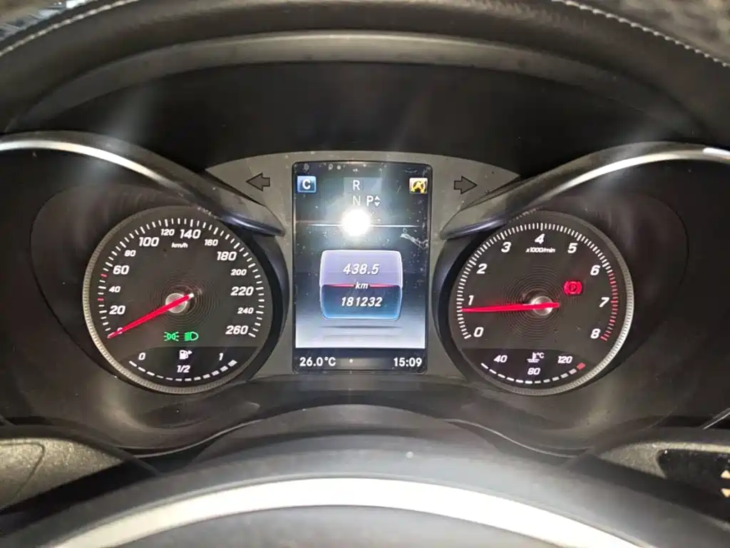 Mercedes-Benz C-Class — миниатюра 12