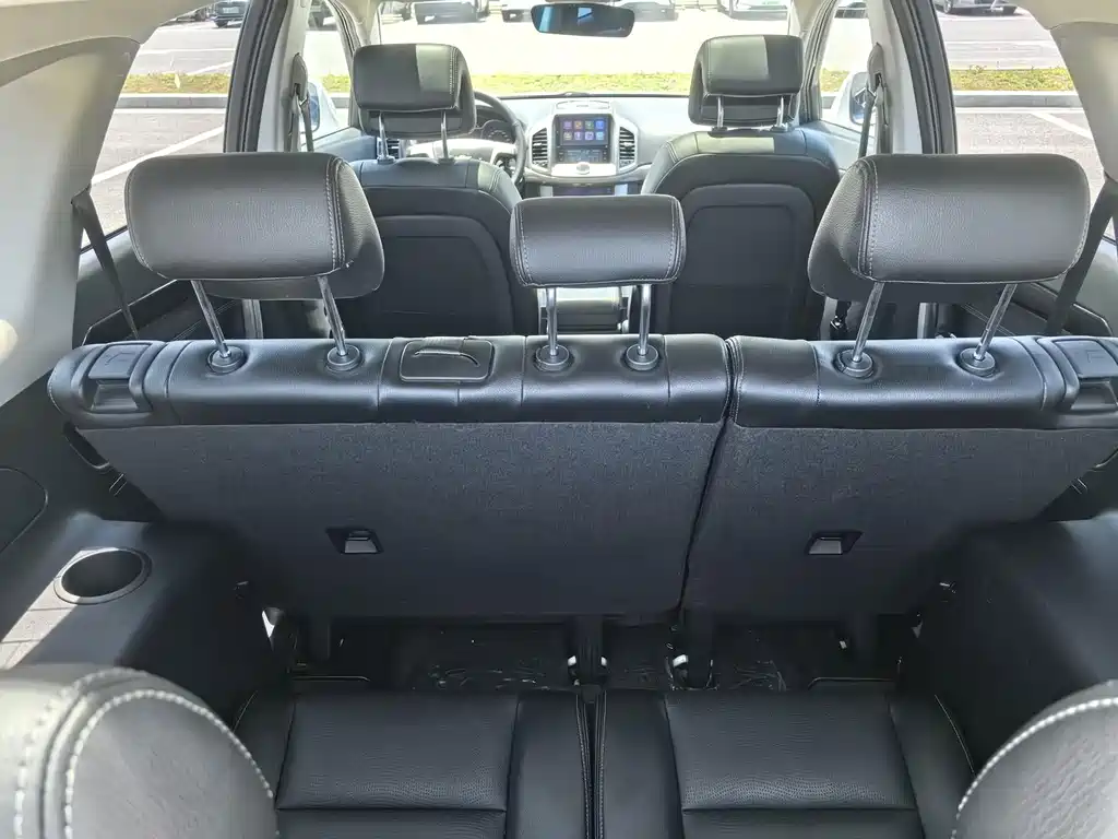 Chevrolet Captiva — миниатюра 4