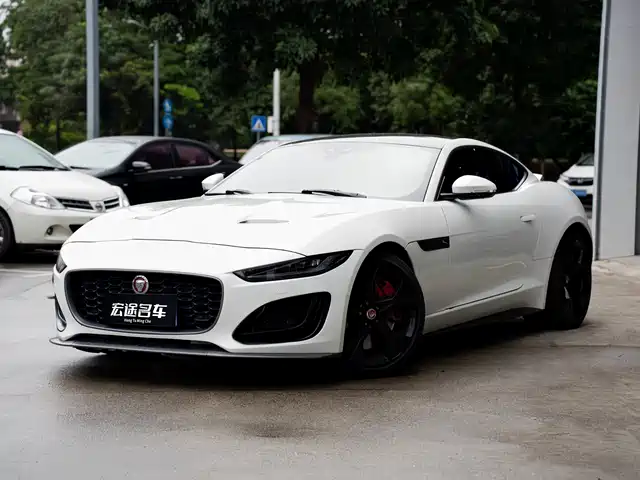 JAGUAR F TYPE 2021