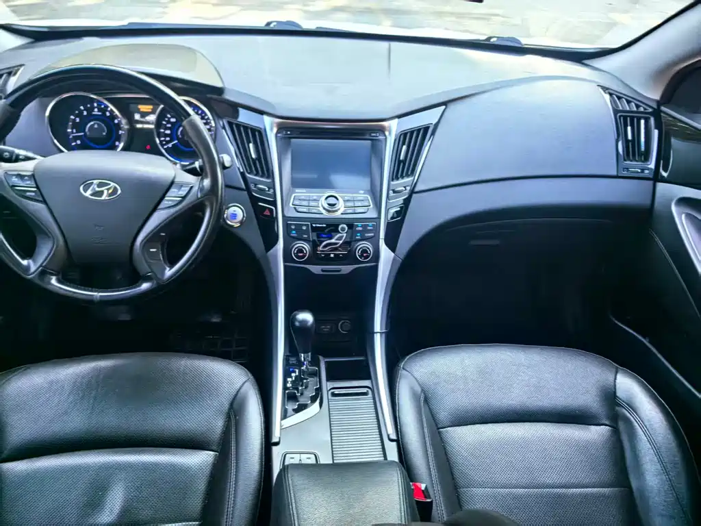 Hyundai Sonata — миниатюра 17