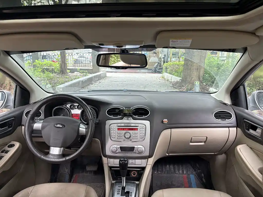 Ford Focus — миниатюра 6