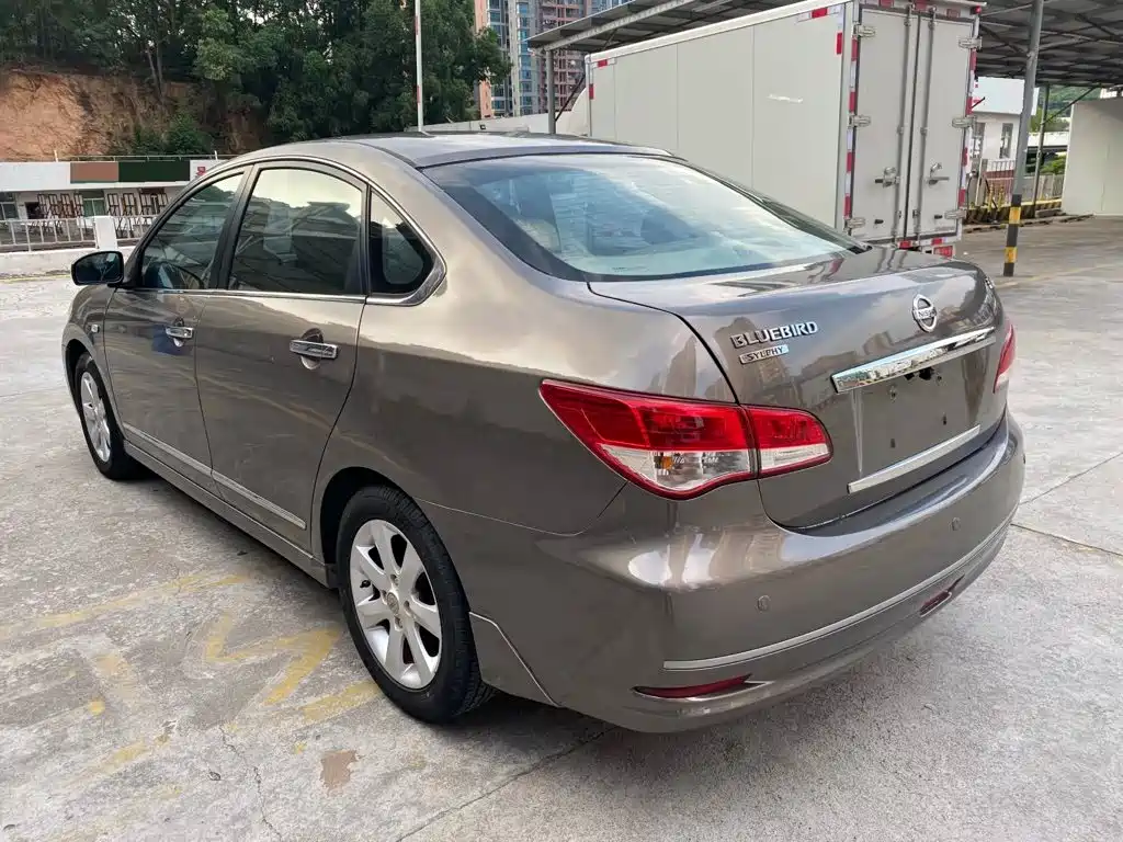 Nissan Sylphy — миниатюра 9