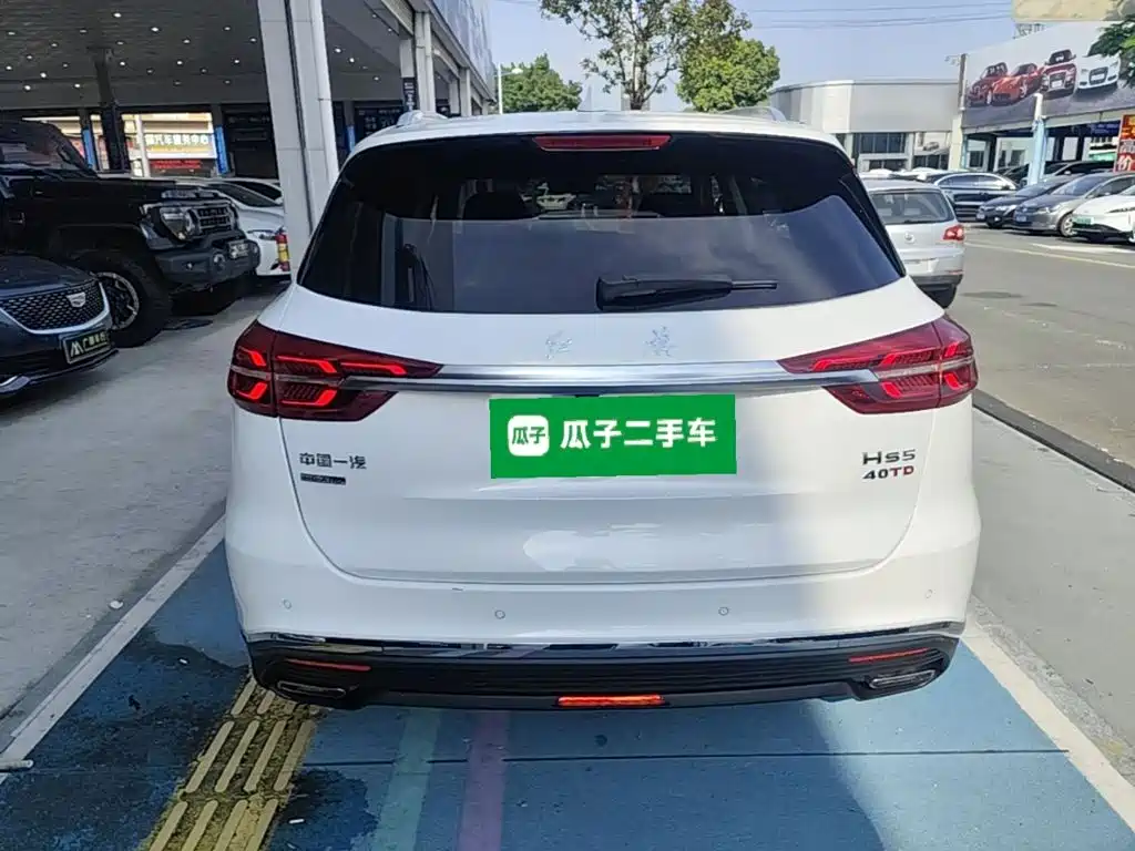 Hongqi Hongqi HS5 — миниатюра 6