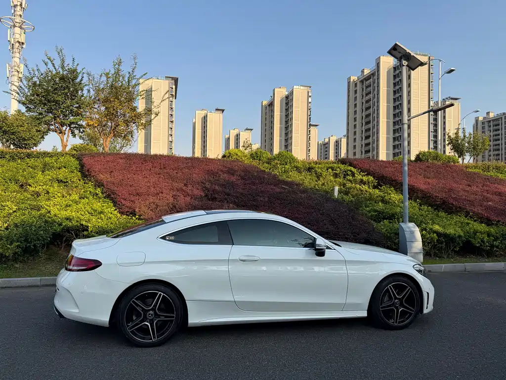 Mercedes-Benz C-Class (Import) — миниатюра 6