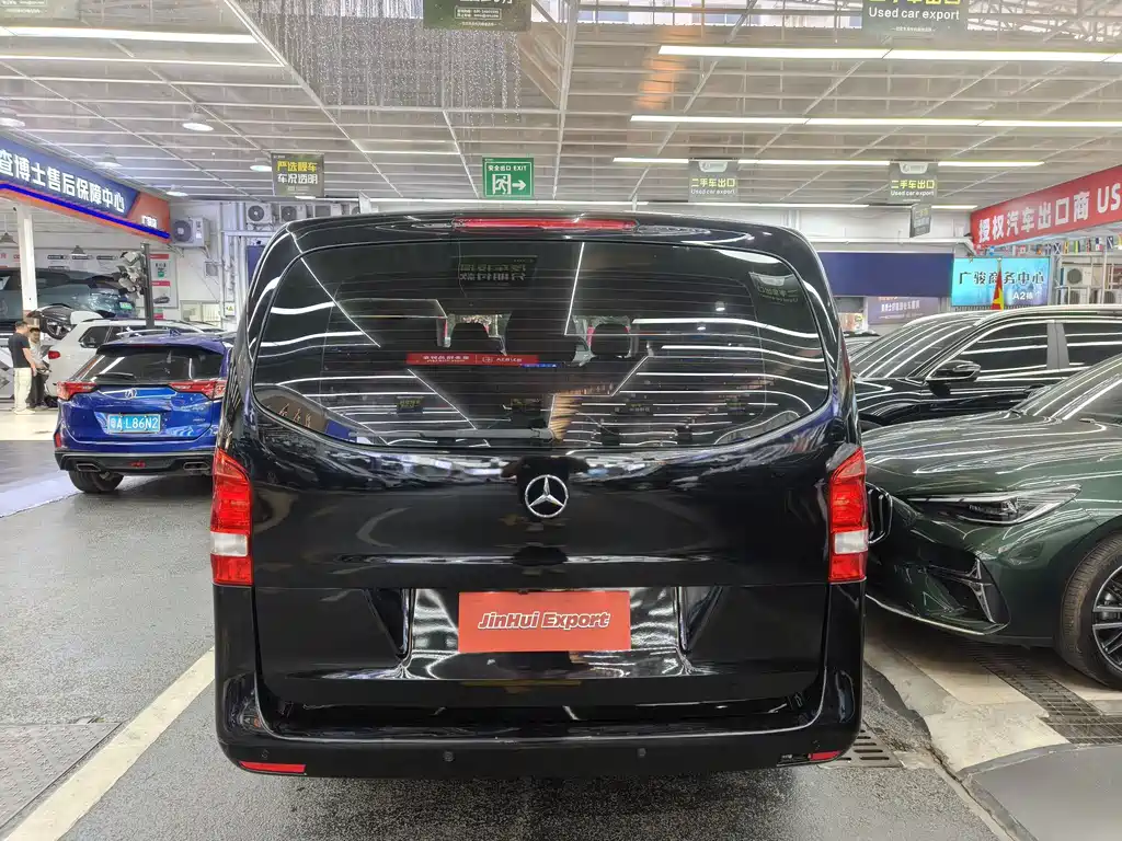 Mercedes-Benz Vito — миниатюра 7