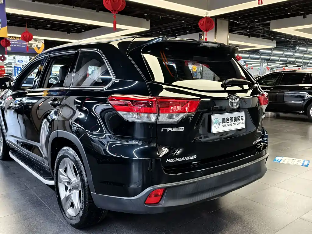 Toyota Highlander — миниатюра 5
