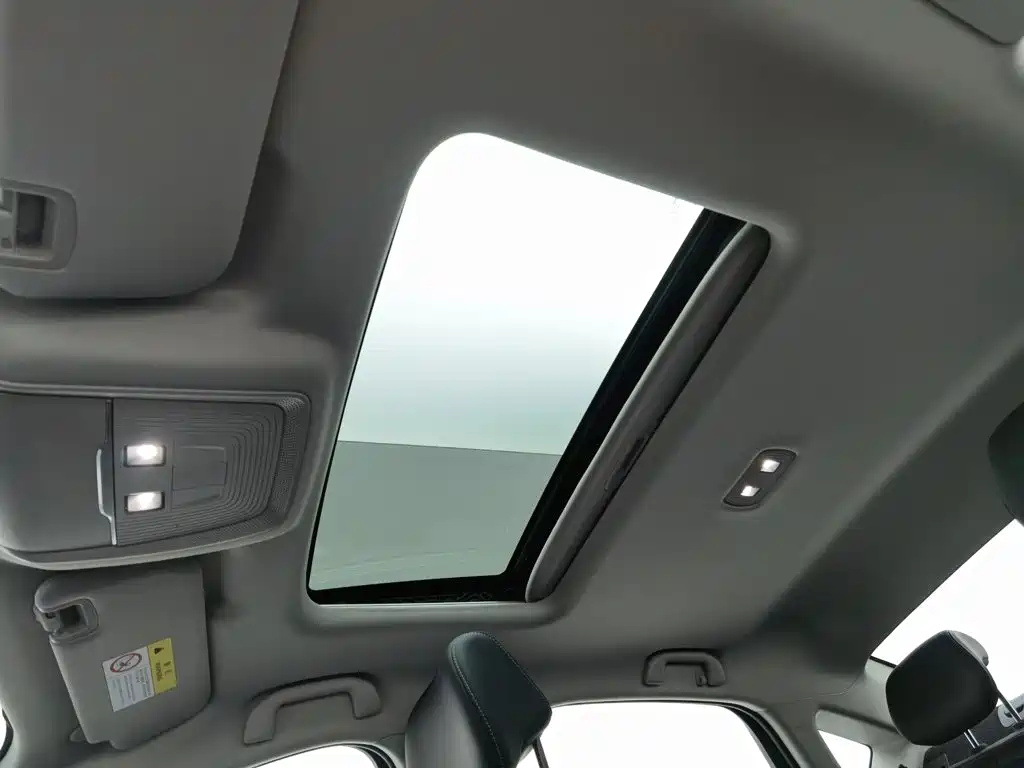 BYD Seal 05 DM-i — миниатюра 14