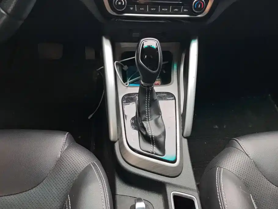 Geely Vision X3 — миниатюра 16