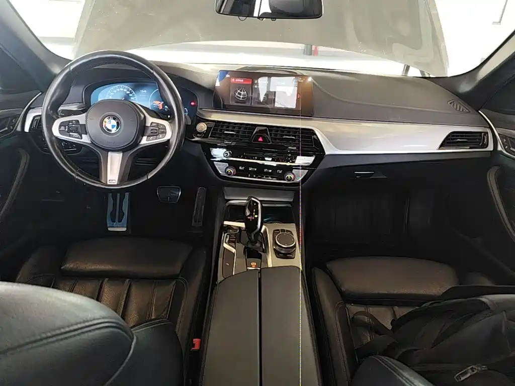 BMW 5 Series (Import) — миниатюра 10