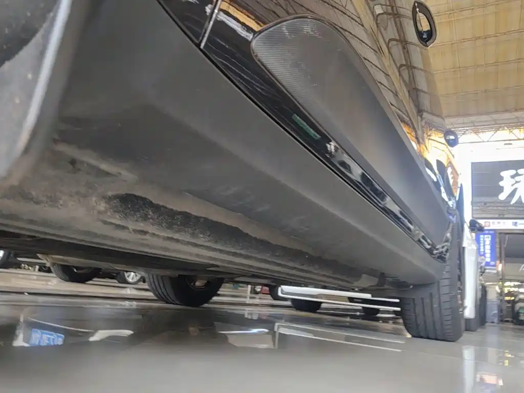 Porsche Macan — миниатюра 22