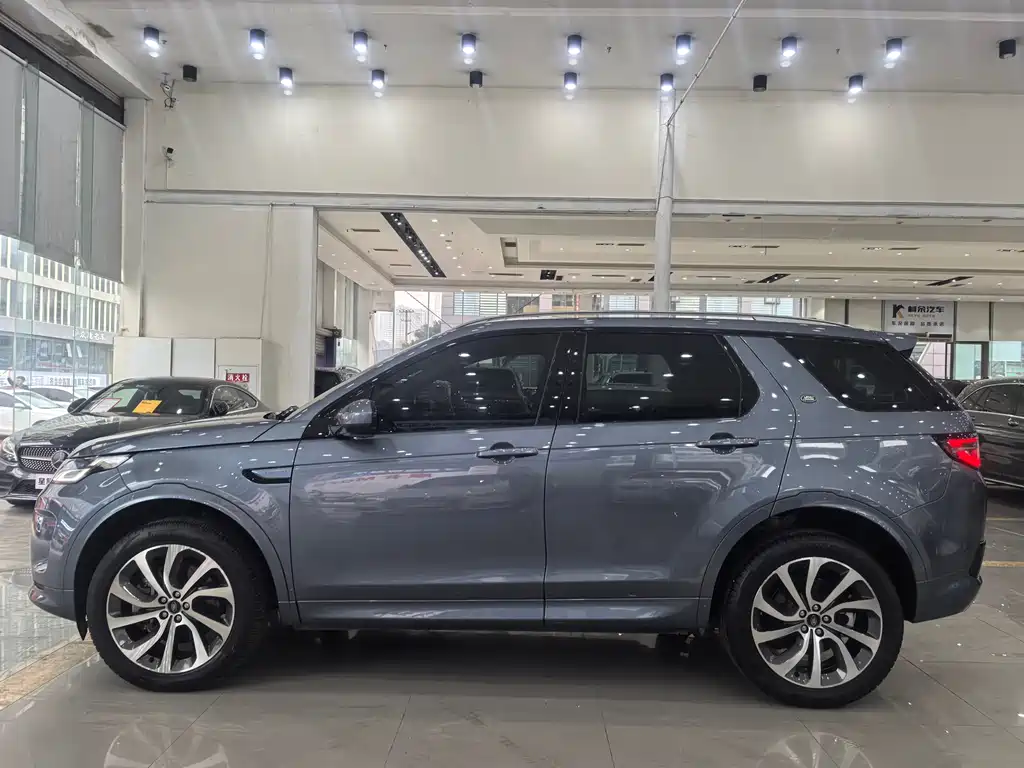 LAND ROVER DISCOVER SPORTS