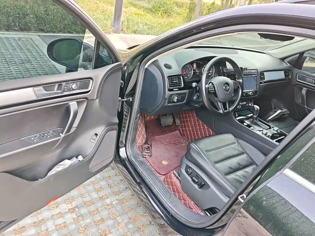 Volkswagen Touareg — миниатюра 16