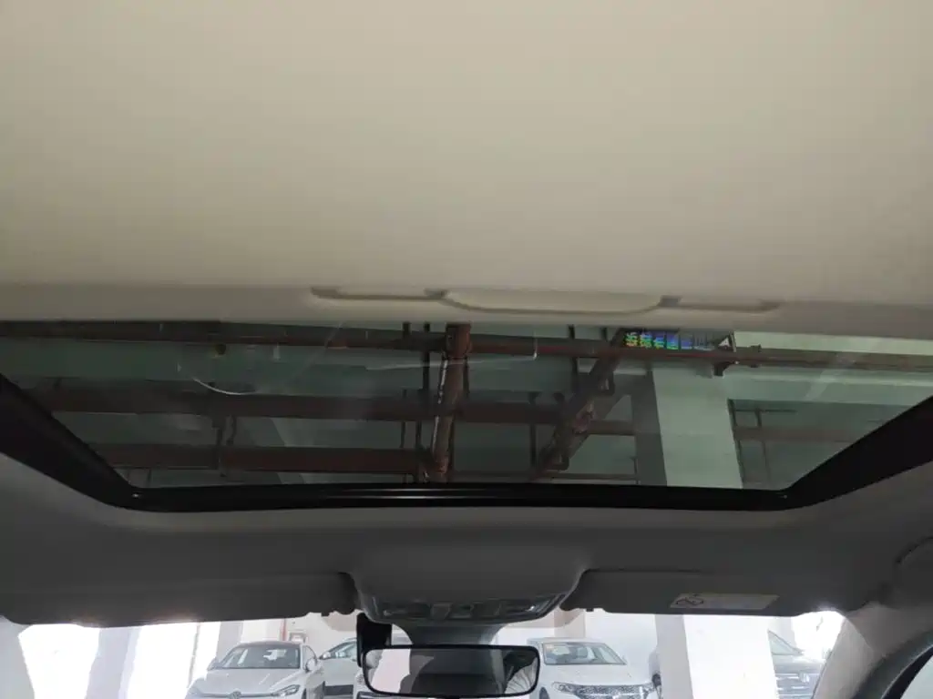 Volkswagen Lavida — миниатюра 18