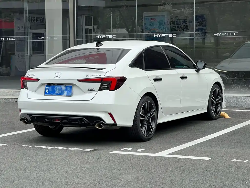 Honda Integra — миниатюра 6