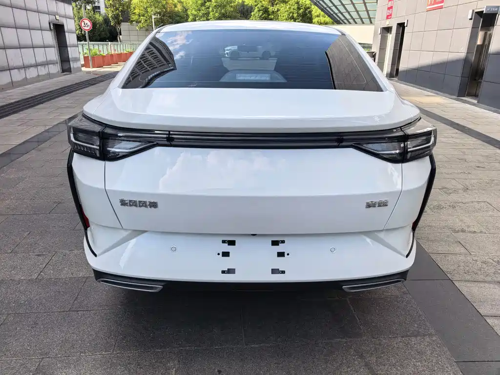 Aeolus Yixuan — миниатюра 14