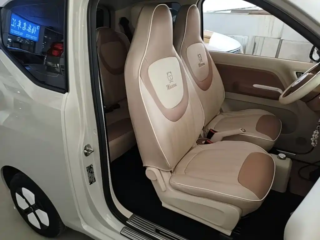 Wuling MINIEV — миниатюра 25