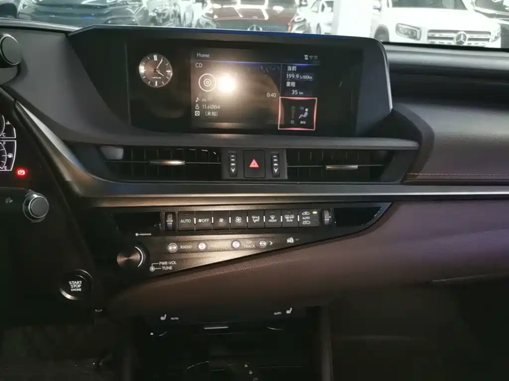 Lexus ES — миниатюра 13