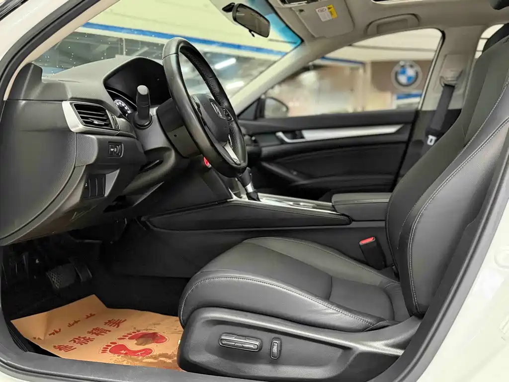 Honda Accord — миниатюра 4