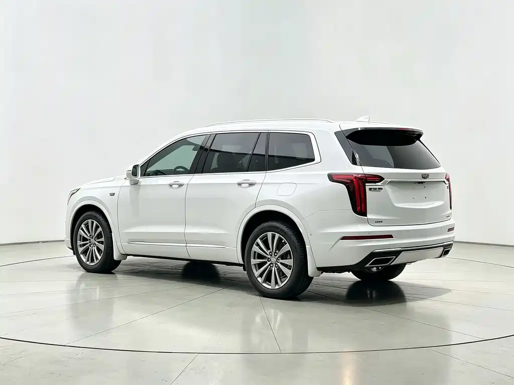Cadillac XT6 — миниатюра 13