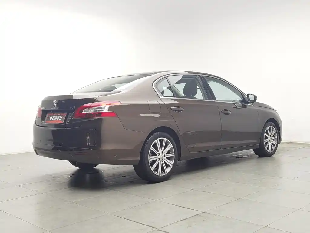 Peugeot 408 — миниатюра 2