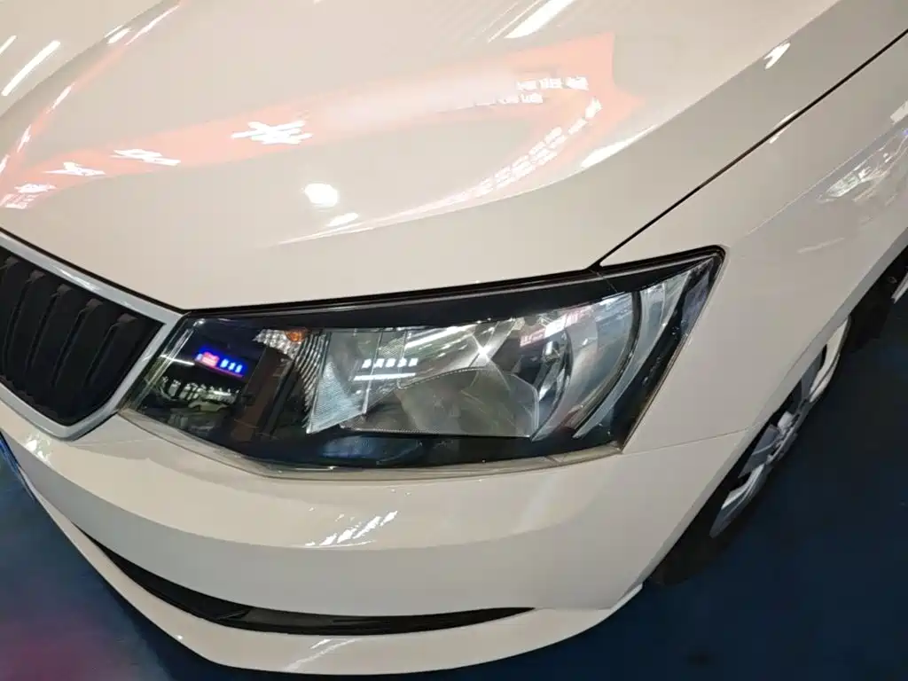 Skoda Fabia — миниатюра 24