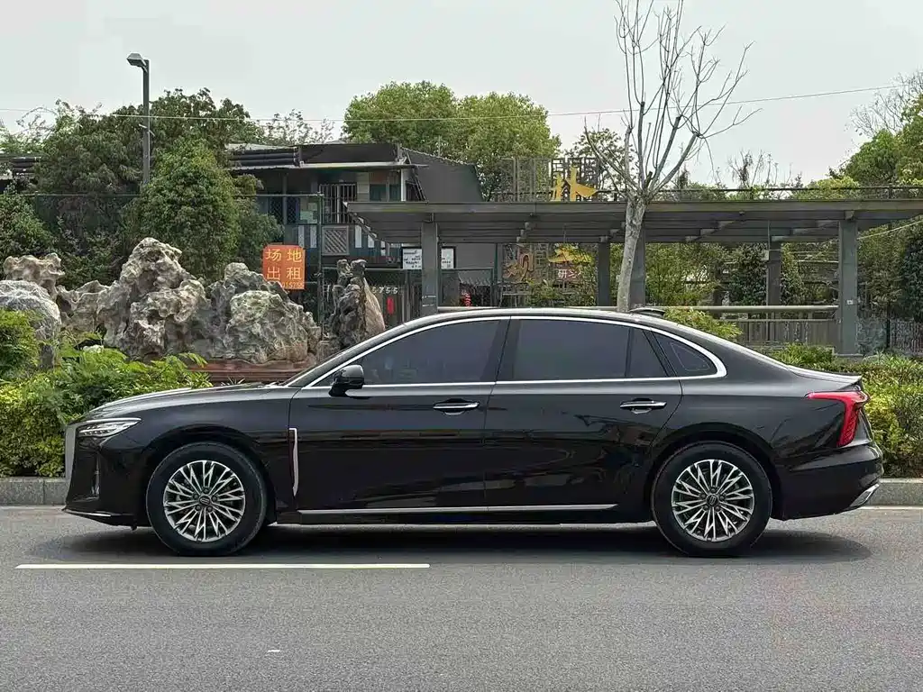 Hongqi Hongqi H5 — миниатюра 3