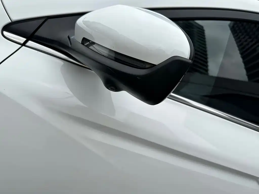 Geely Emgrand L — миниатюра 13