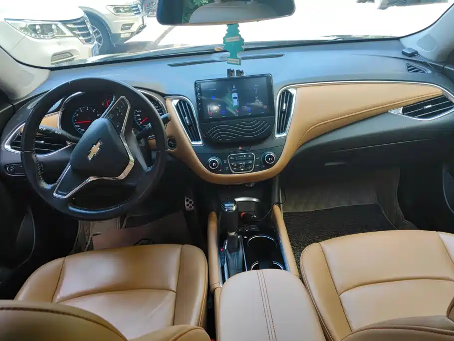 Chevrolet Malibu XL — миниатюра 12