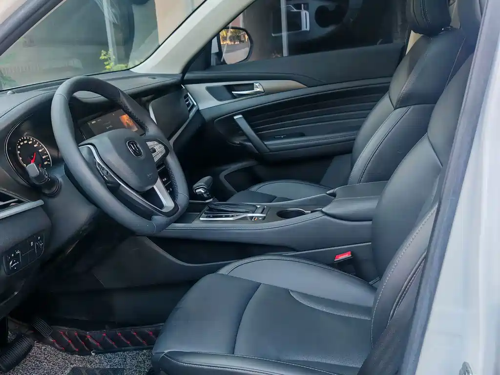 Changan CS35PLUS — миниатюра 4
