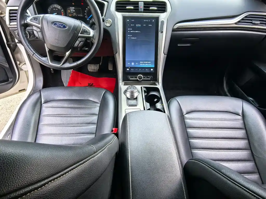 Ford Mondeo — миниатюра 16