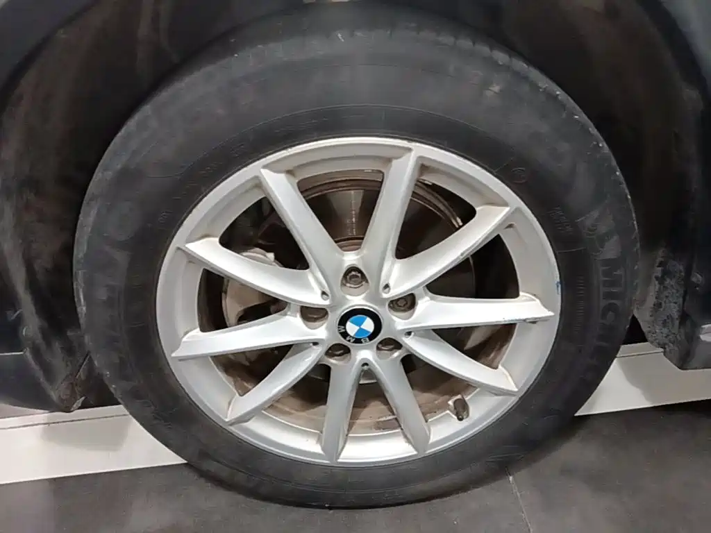 BMW X1 — миниатюра 23