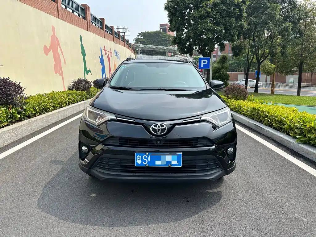 TOYOTA RAV4 RONGFANG