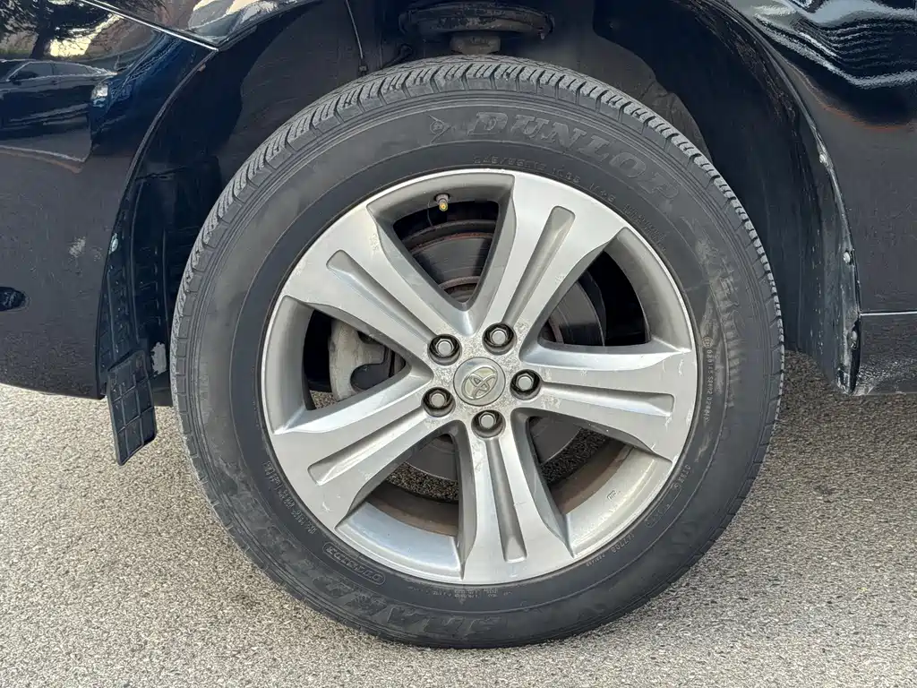 Toyota Highlander — миниатюра 16