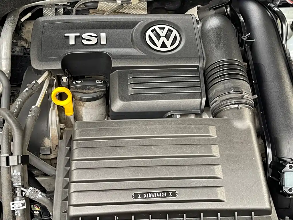 Volkswagen T-Roc — миниатюра 16