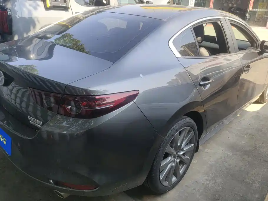 Mazda 3 Axela — миниатюра 3