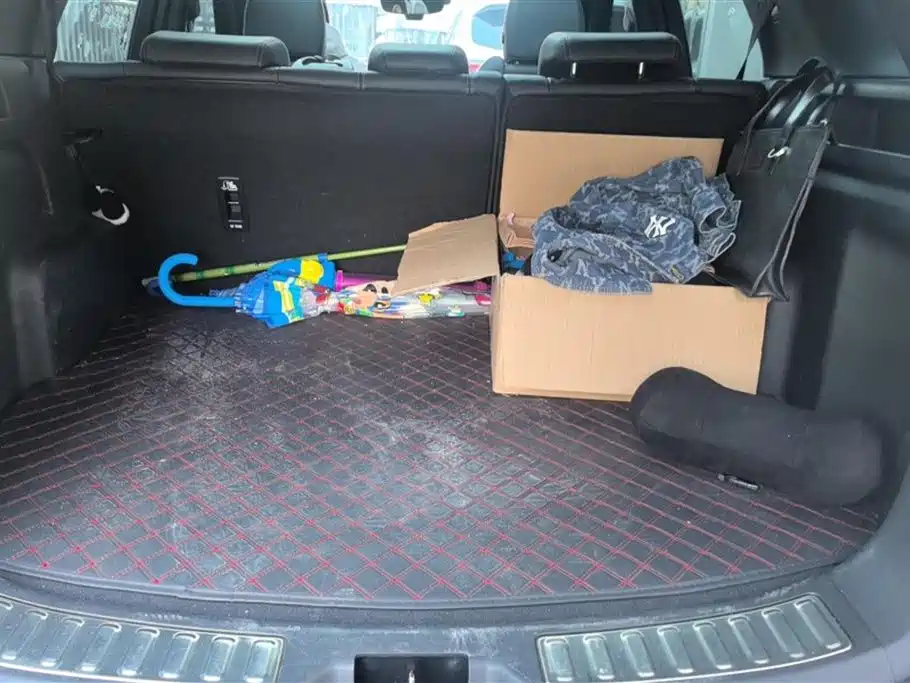 LAND ROVER DISCOVER NEW ENERGY SOURCES FOR SPORTS