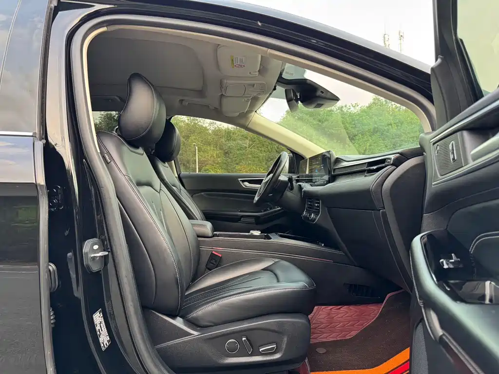 Ford Edge — миниатюра 12