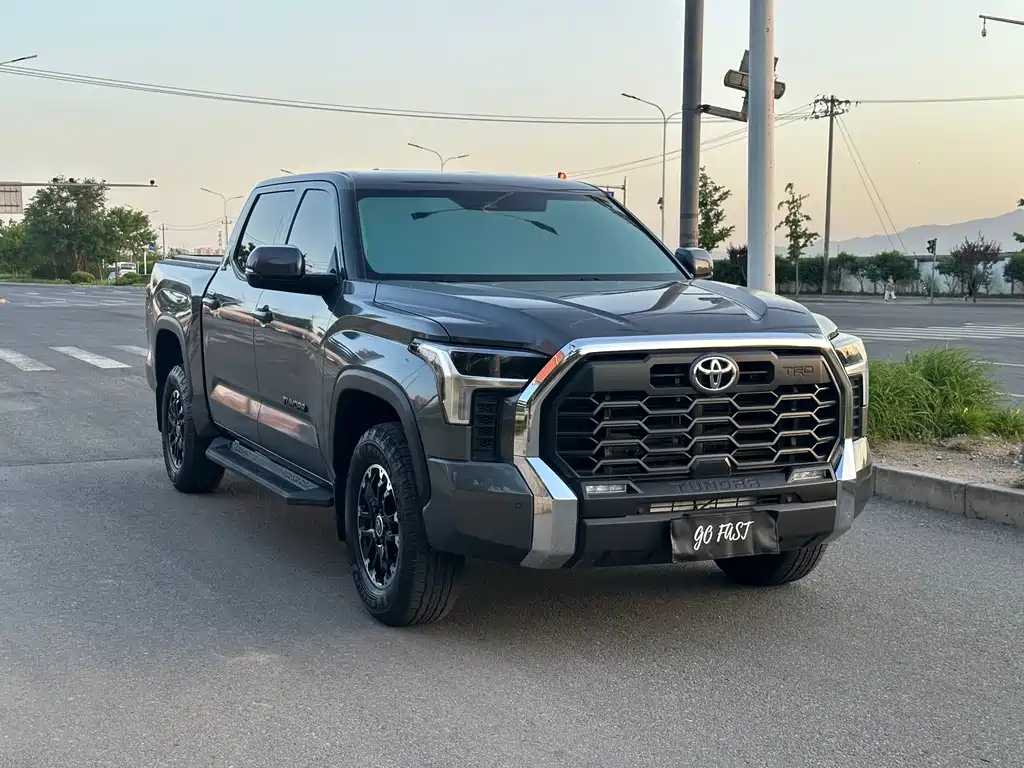 Toyota Tundra 2023 3.5T