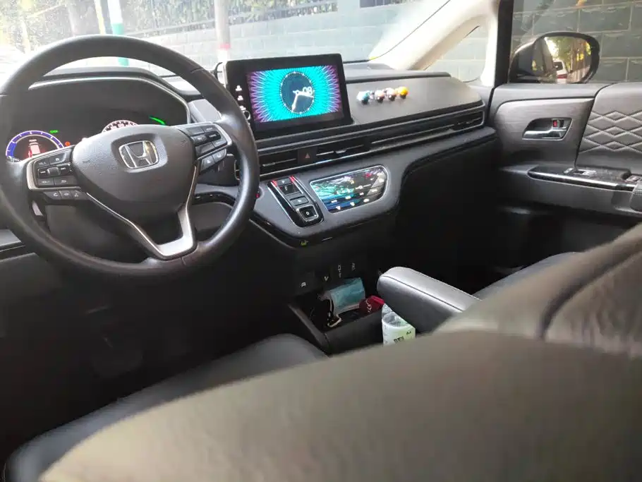 Honda Elysion — миниатюра 12