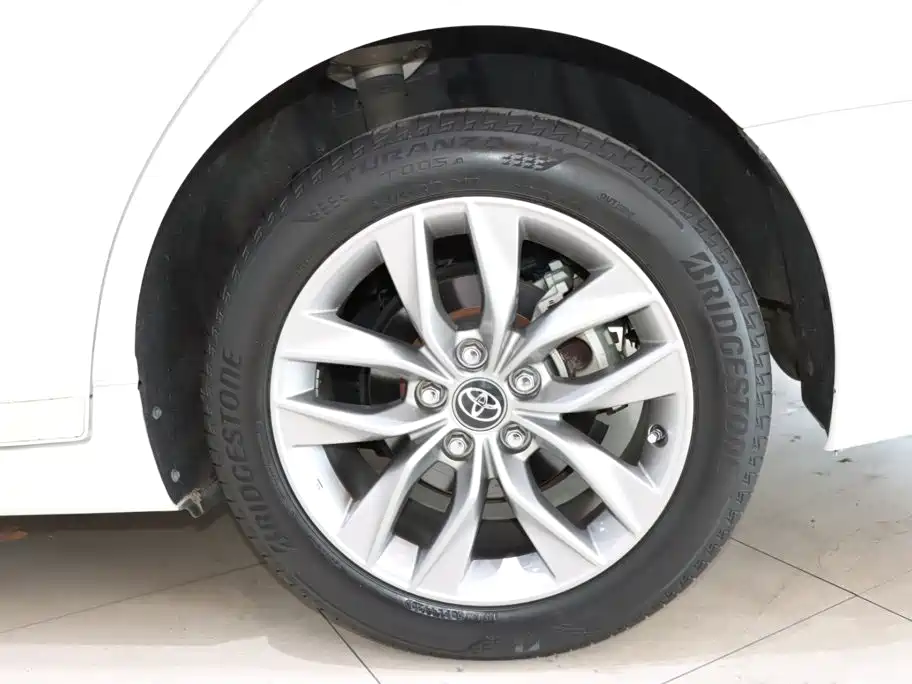 Toyota Avalon — миниатюра 20