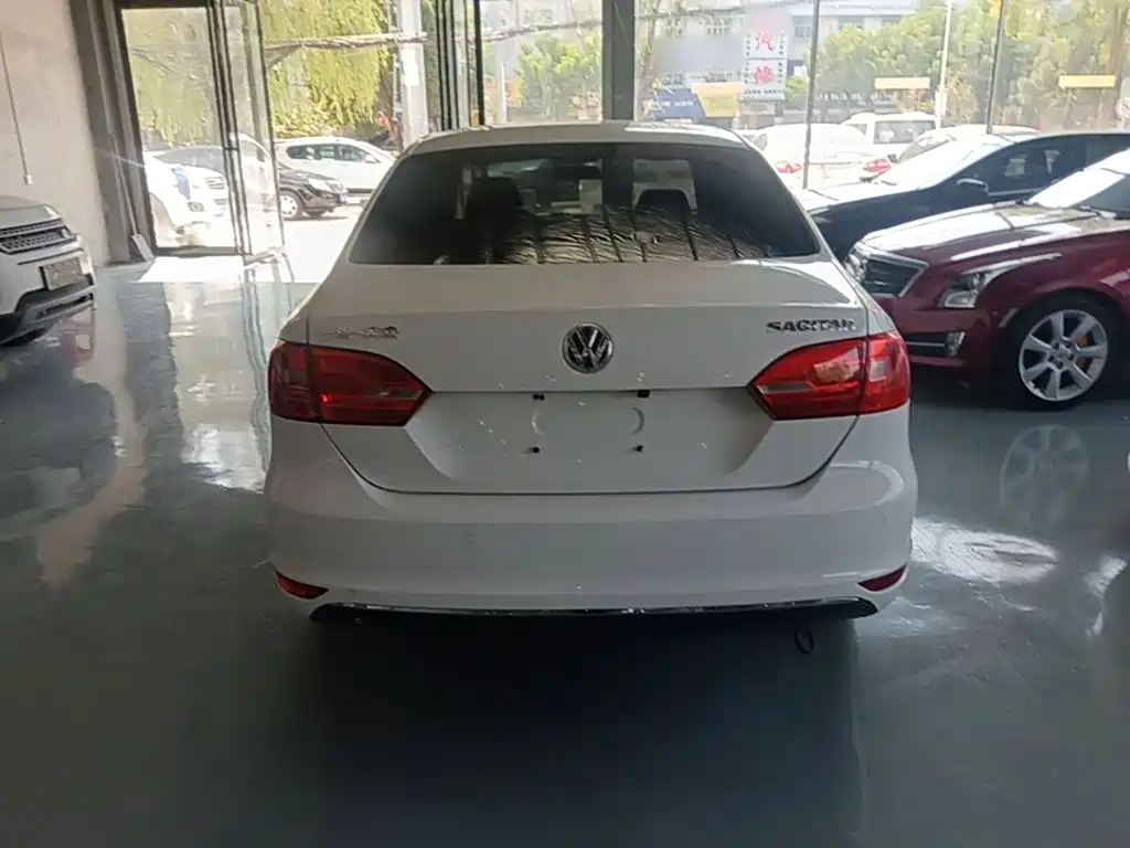 Volkswagen Sagitar — миниатюра 6